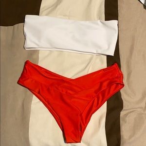 Size medium brand new never worn swimsuit
